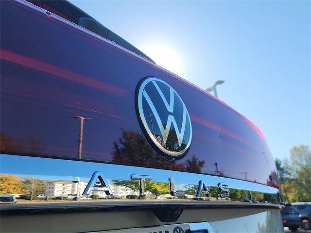 New 2026 Volkswagen Atlas Cross Sport SEL Premium R-Line image 19
