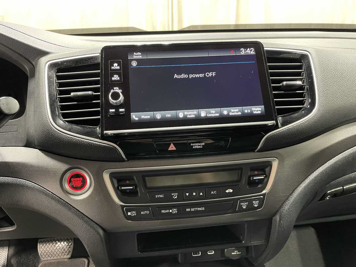 Used 2024 Honda Ridgeline Sport image 12