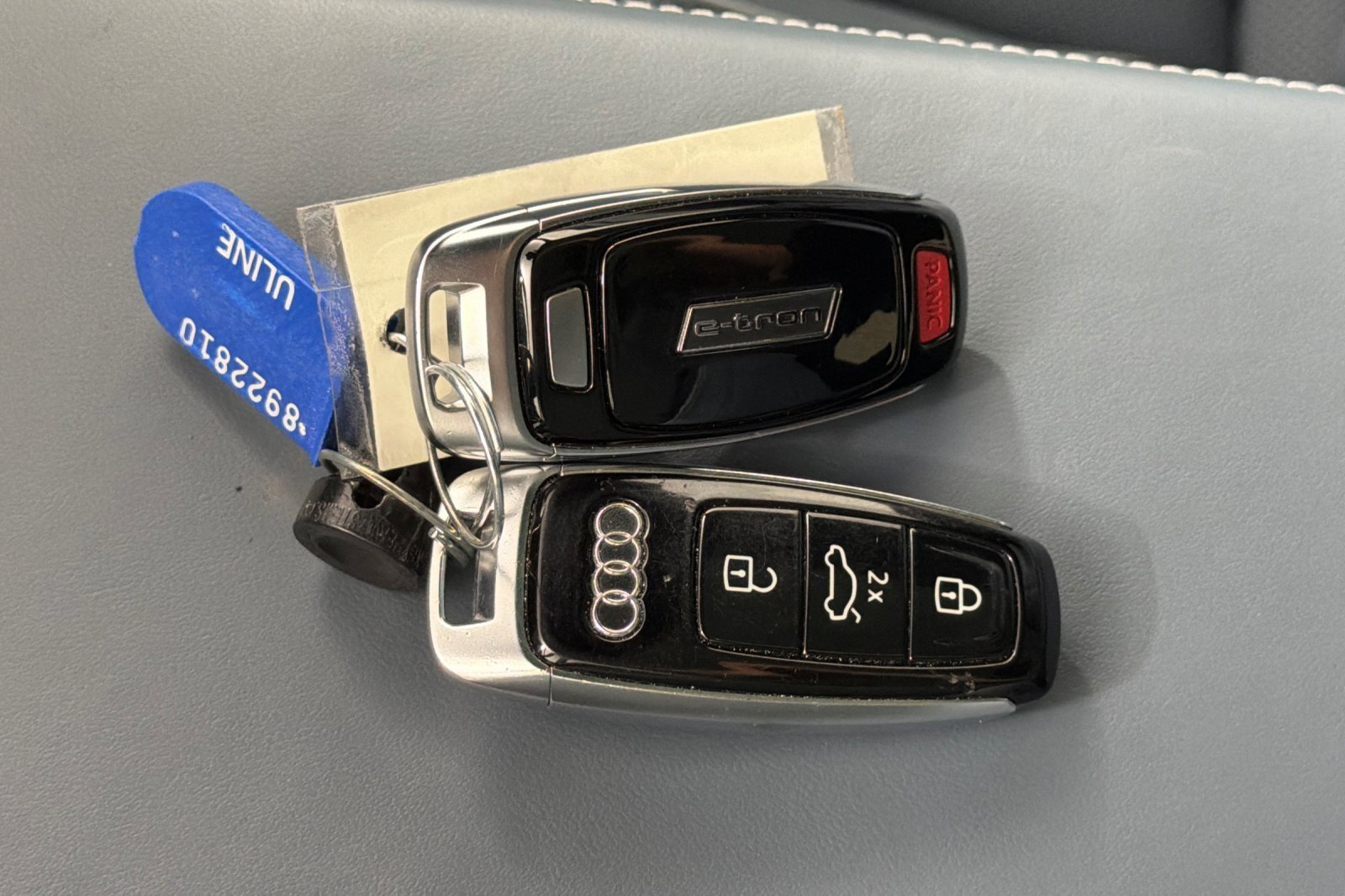 Used 2023 Audi e-tron Prestige AWD/4WD image 25