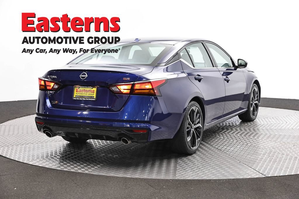 Used 2024 Nissan Altima 2.5 SR FWD image 5