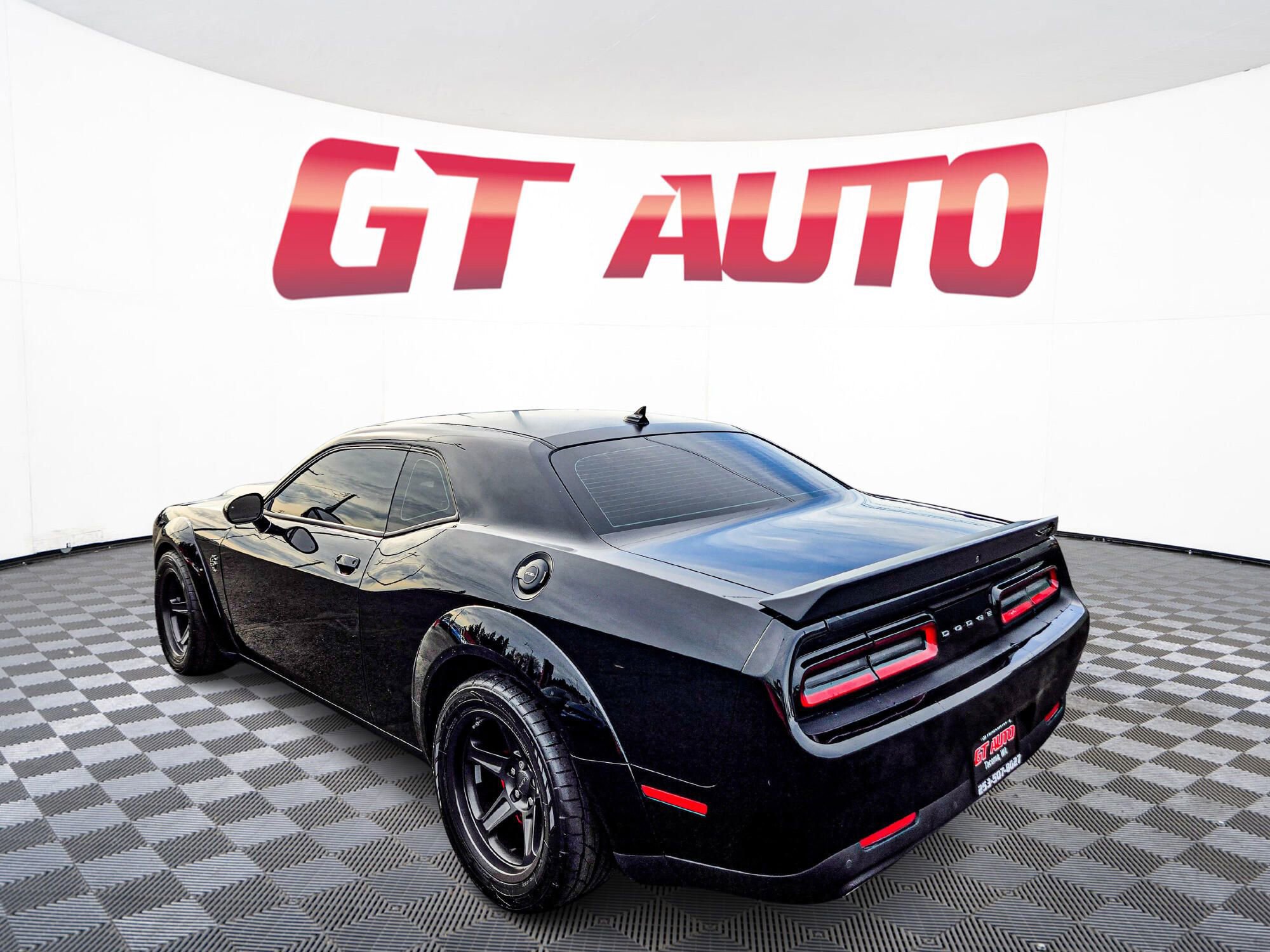 Used 2022 Dodge Challenger SRT Super Stock image 5