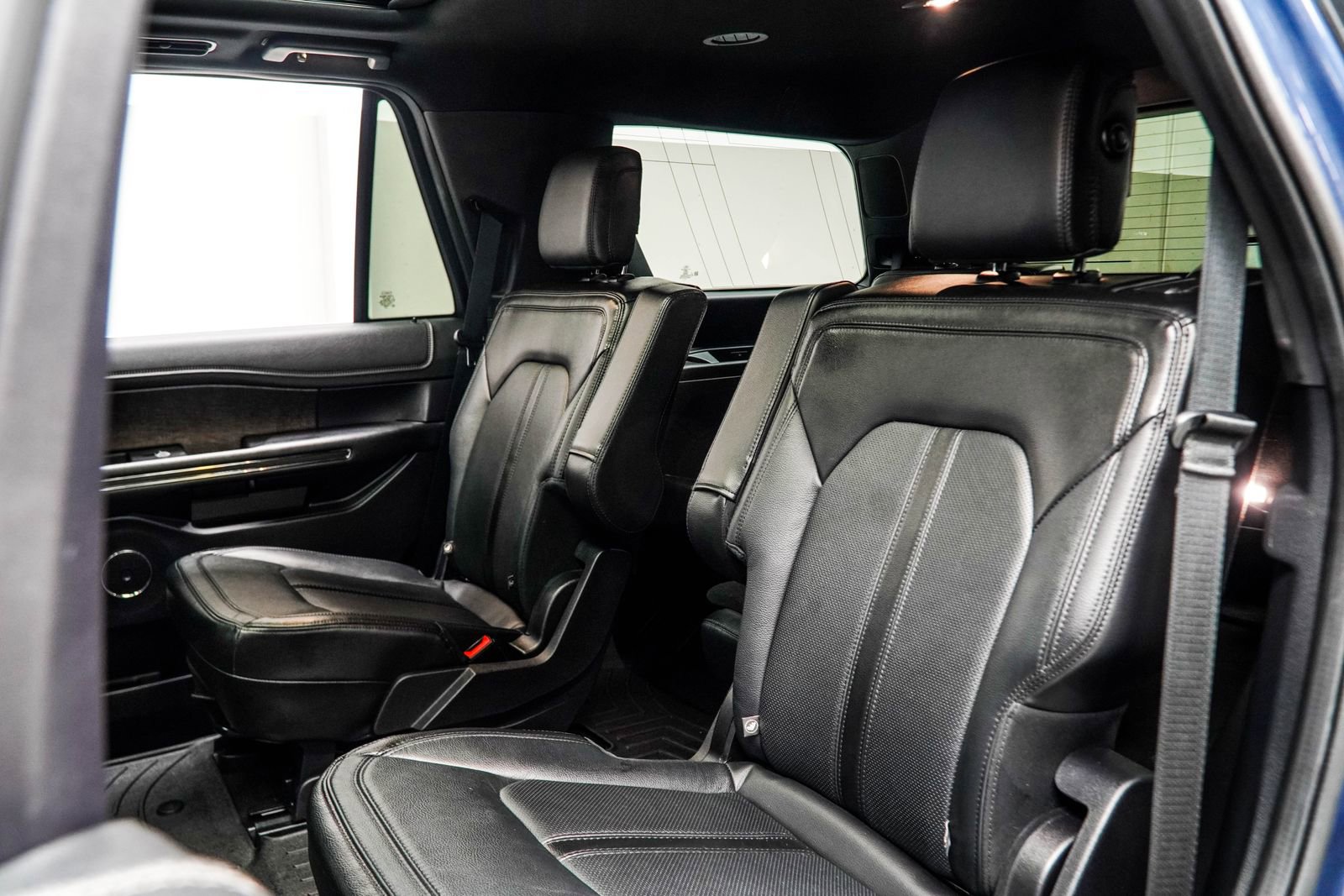 Used 2020 Ford Expedition Limited w/ Equipment Group 302A image 38