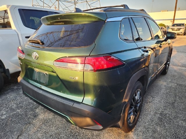 Used 2026 Toyota Corolla Cross XLE w/ Convenience Package FWD image 5