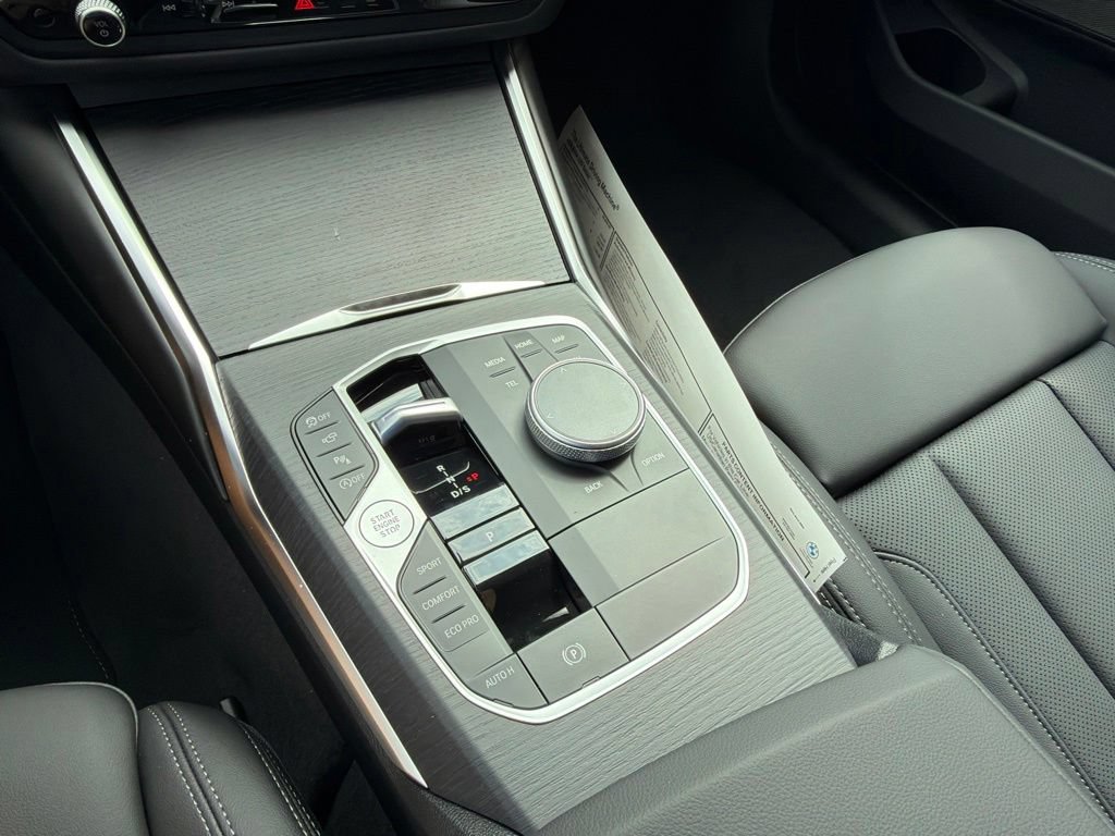 New 2026 BMW 330i Sedan w/ M Sport Package RWD image 22