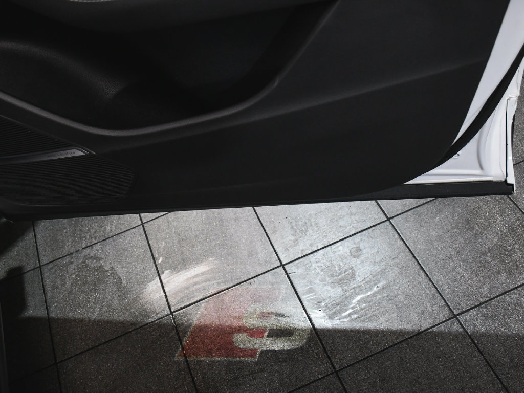 Used 2023 Audi SQ8 Premium Plus AWD/4WD image 24