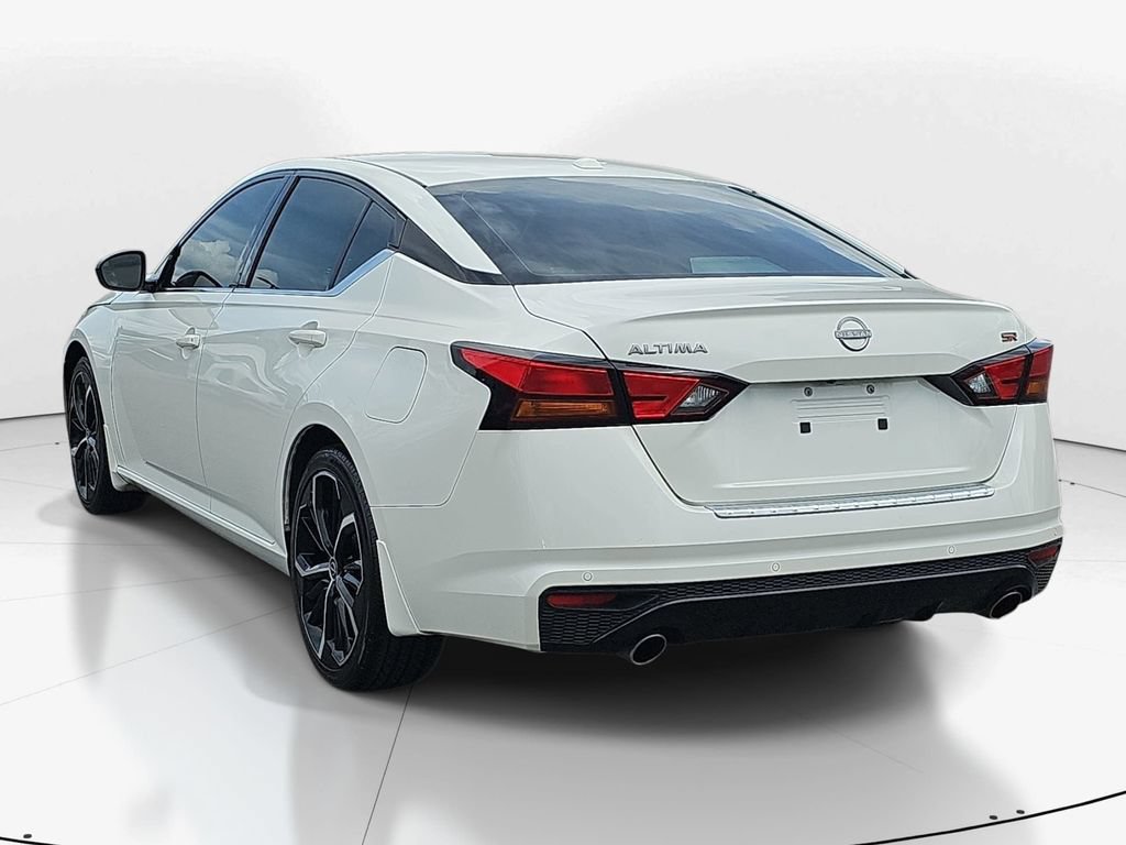 Used 2023 Nissan Altima 2.5 SR w/ SR Premium Package FWD image 8