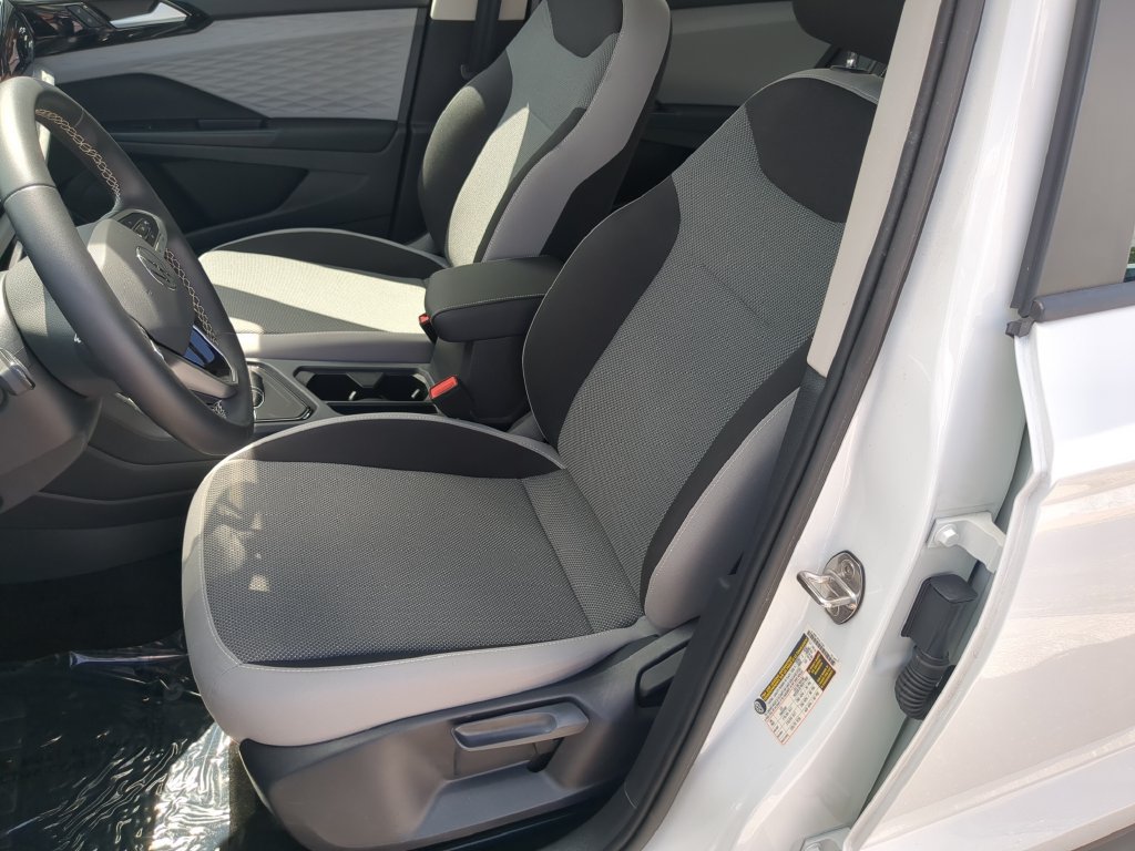 Certified 2023 Volkswagen Taos S FWD image 18