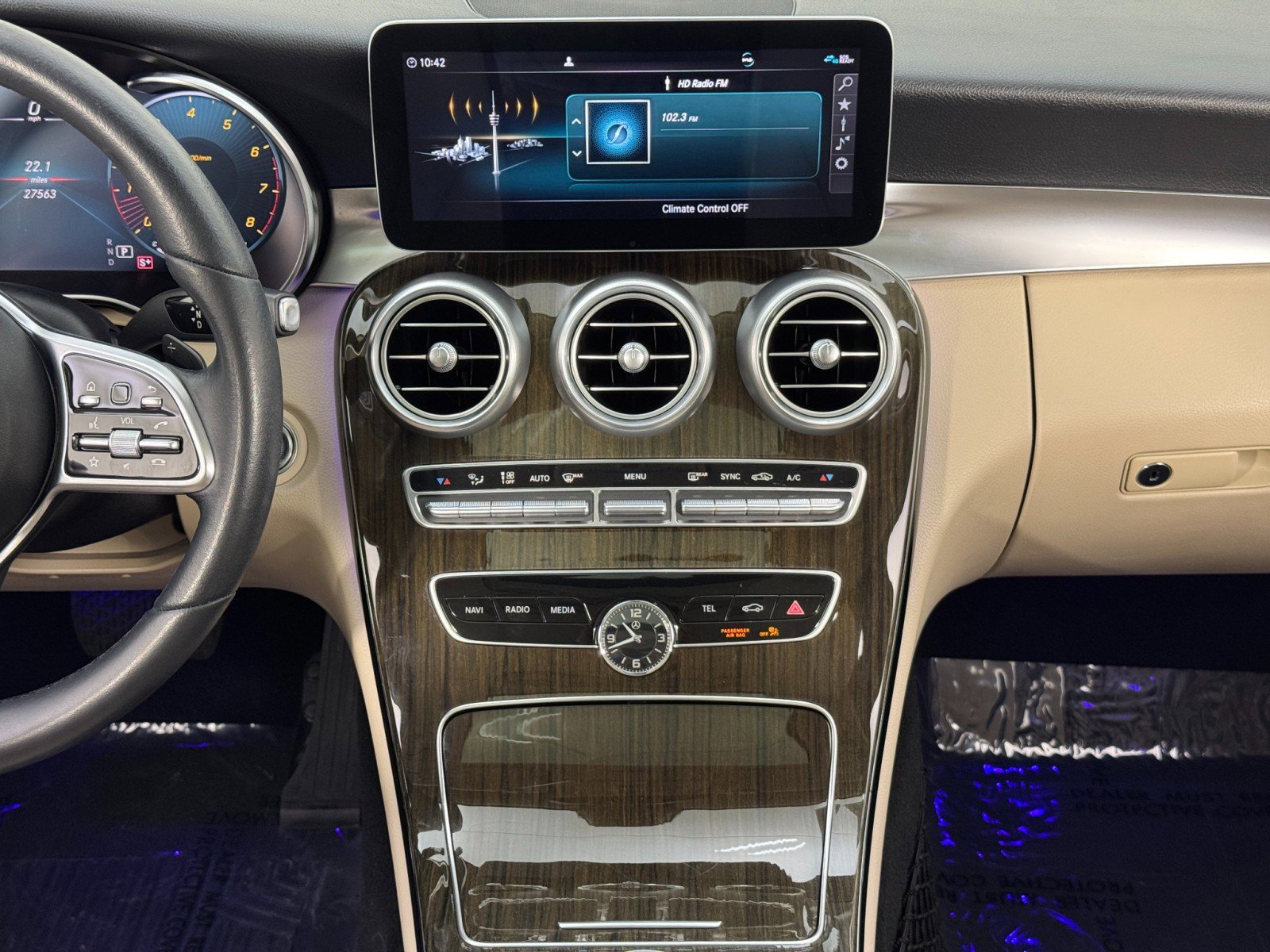 Used 2021 Mercedes-Benz C 300 Sedan w/ Premium Package image 24