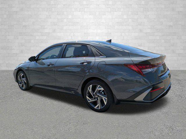 New 2026 Hyundai Elantra Limited FWD image 4