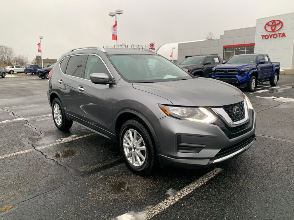 Used 2018 Nissan Rogue SV image 7
