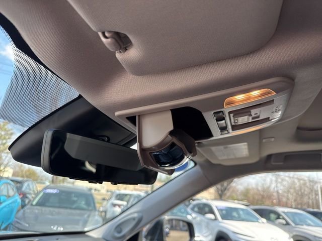 Used 2023 Toyota Highlander Platinum image 41