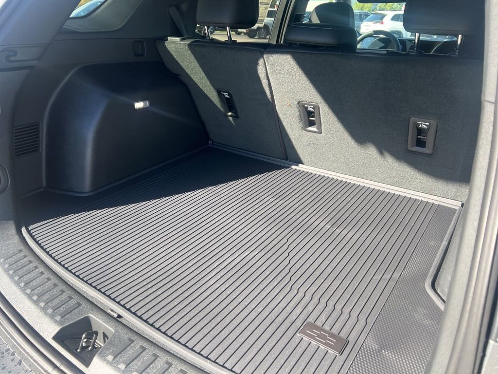 New 2026 Chevrolet Equinox LT w/ Convenience Package II image 8