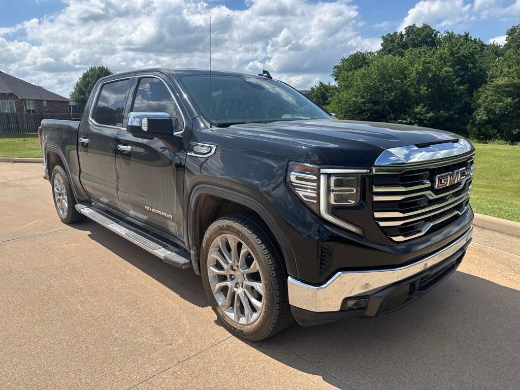 Used 2023 GMC Sierra 1500 SLT AWD/4WD image 7