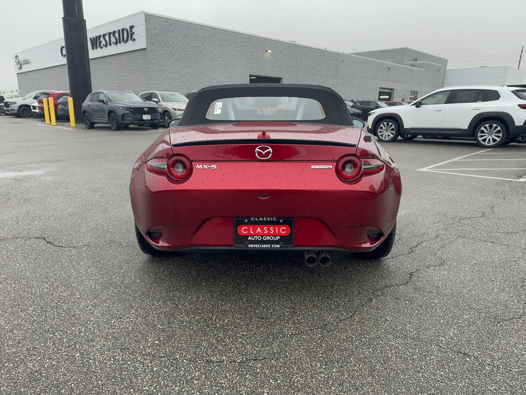 New 2026 MAZDA MX-5 Miata Club w/ Interior Package RWD image 6