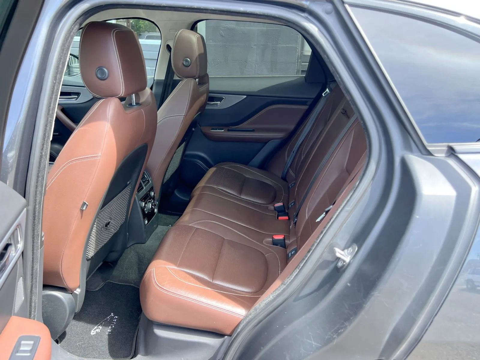 Used 2017 Jaguar F-PACE S AWD/4WD image 13