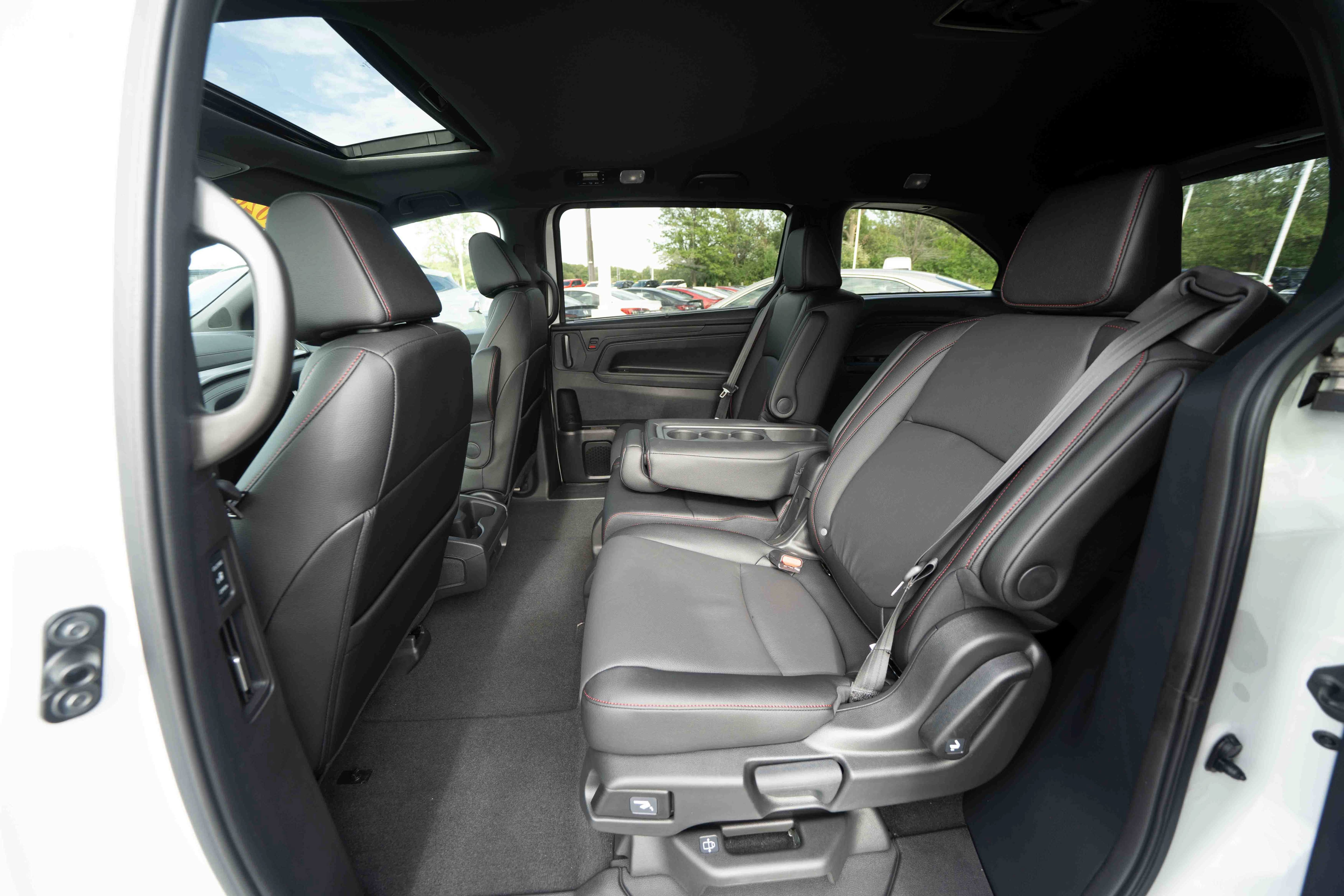 New 2026 Honda Odyssey Sport-L image 23