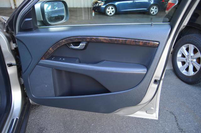 Used 2016 Volvo XC70 T5 Premier w/ Proximity Package image 30