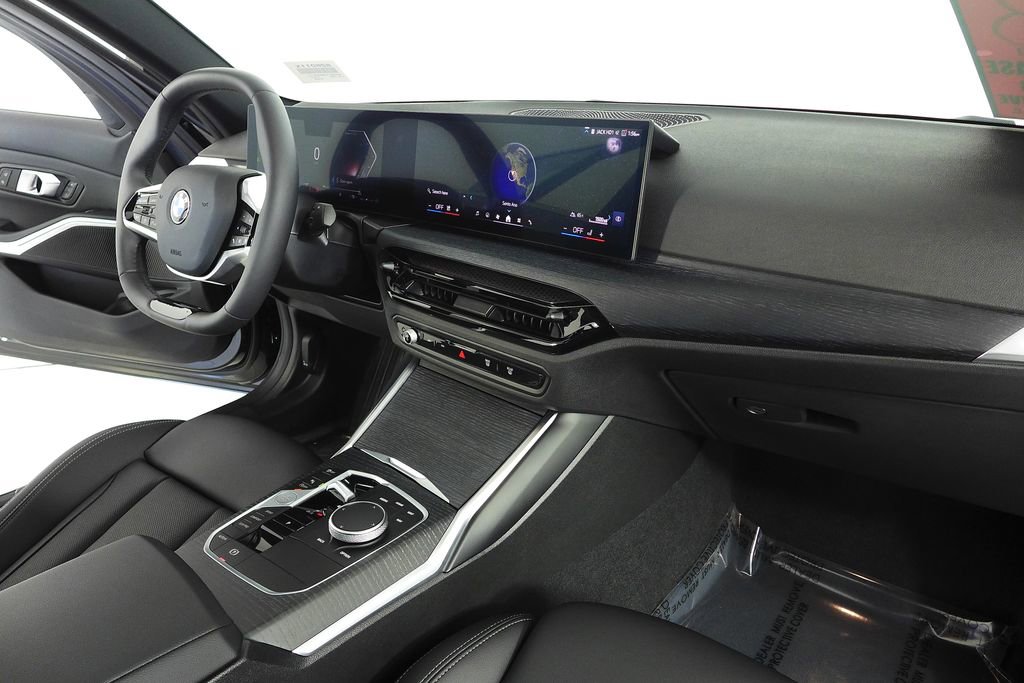Used 2025 BMW 330i Sedan w/ Convenience Package RWD image 13