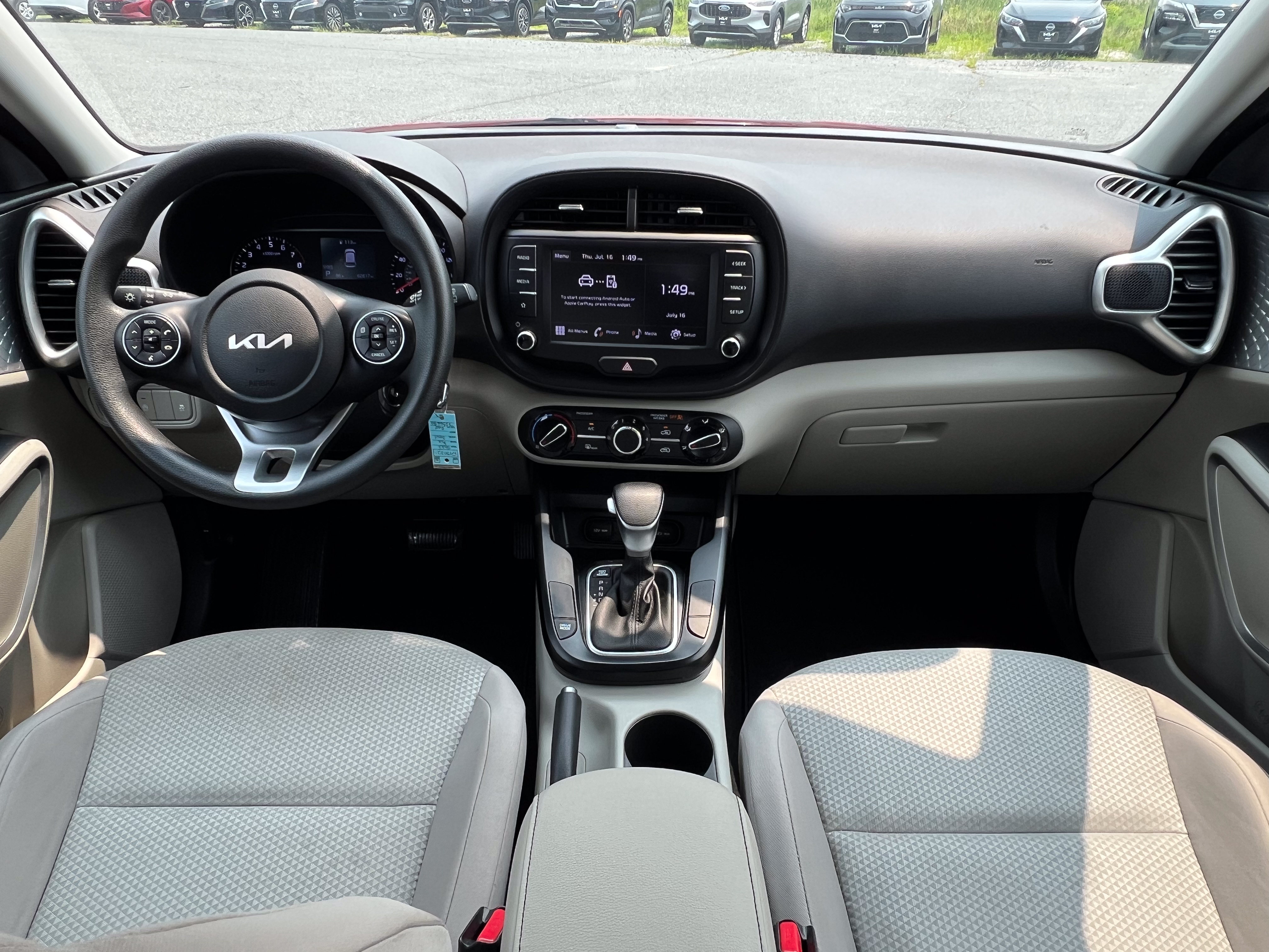 Used 2022 Kia Soul LX FWD image 23