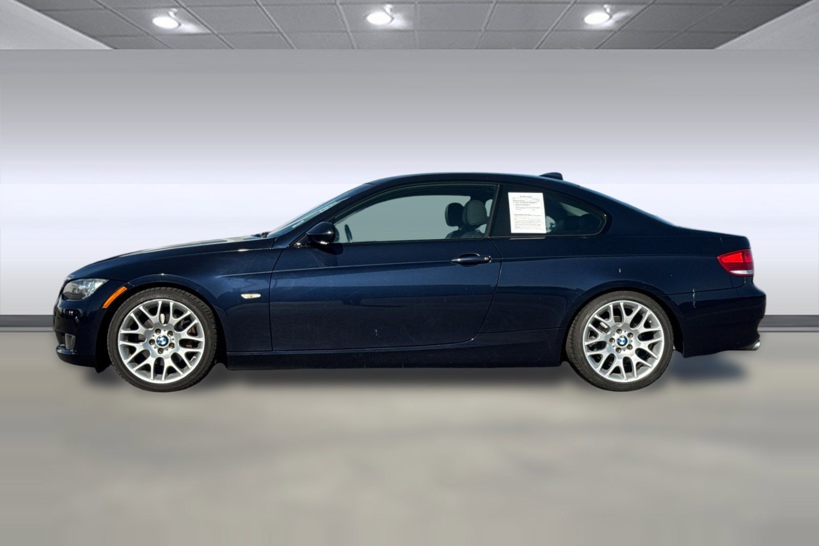 Used 2009 BMW 328i 328i image 2