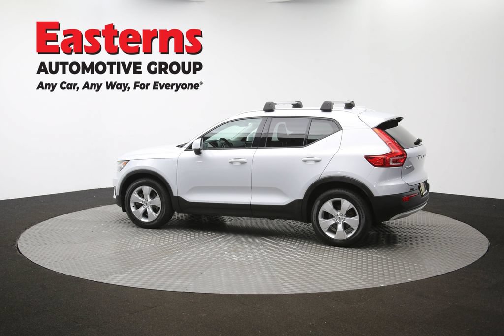 Used 2021 Volvo XC40 T4 Momentum FWD image 62