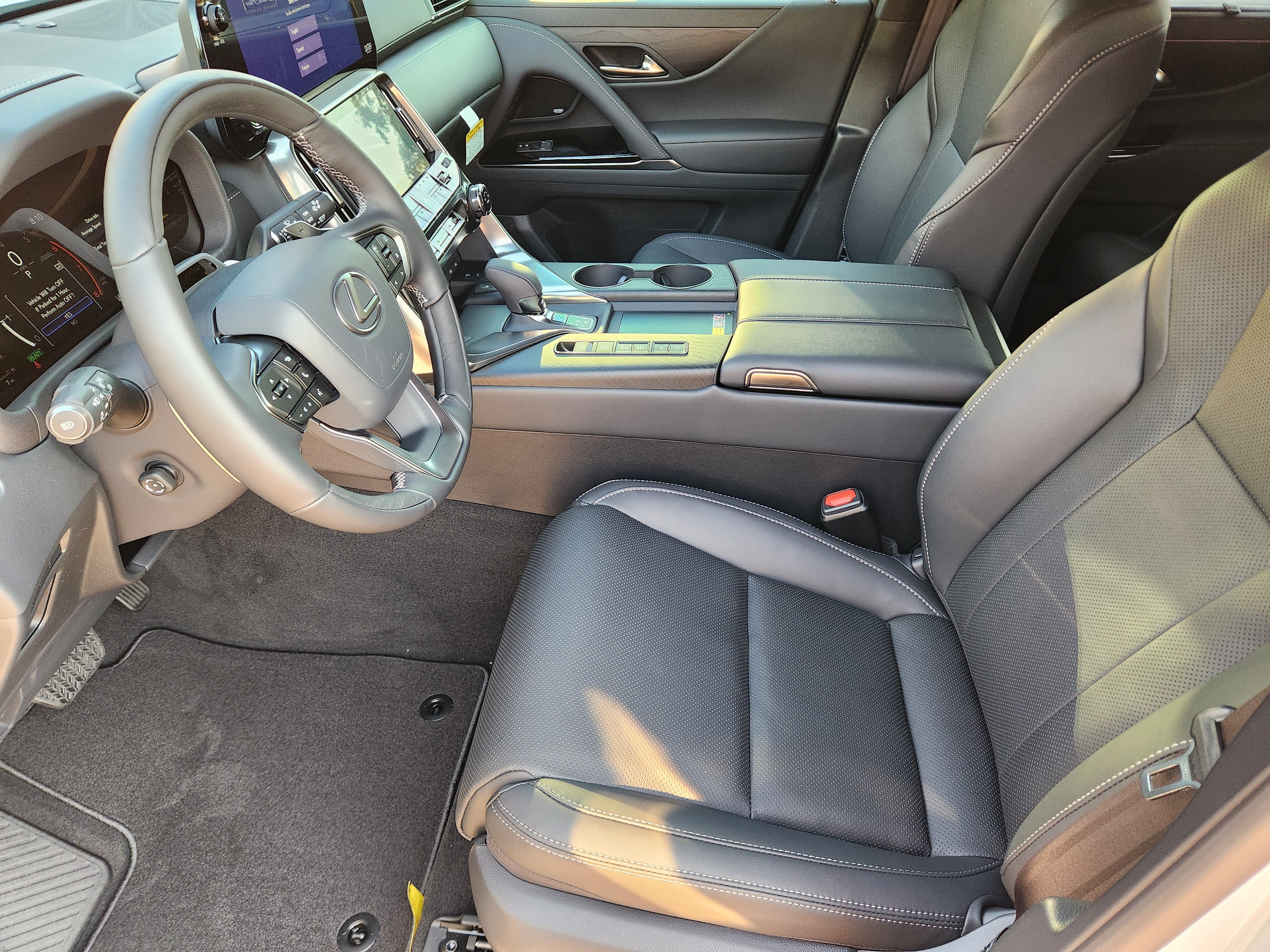New 2026 Lexus LX 700h Luxury AWD/4WD image 6