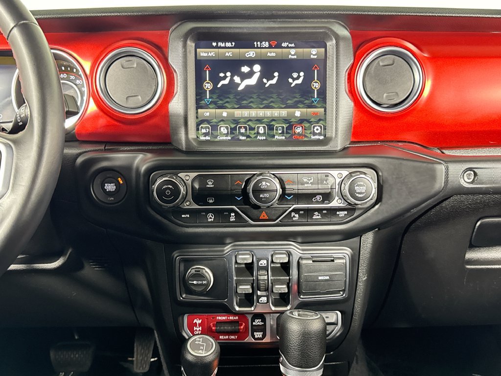 Used 2021 Jeep Wrangler Unlimited Rubicon AWD/4WD image 16