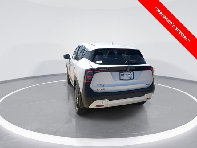 New 2025 Nissan Kicks SV w/ Illumination Package AWD/4WD image 6