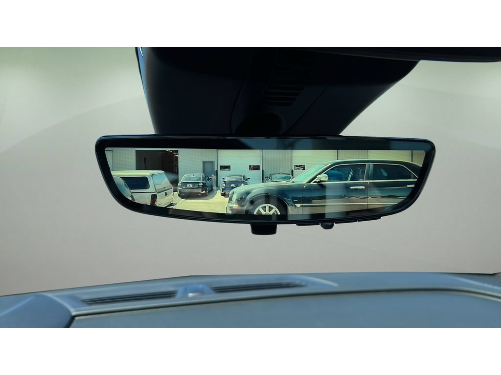 New 2027 Chevrolet Traverse LT w/ Sun and Wheel Package AWD/4WD image 35