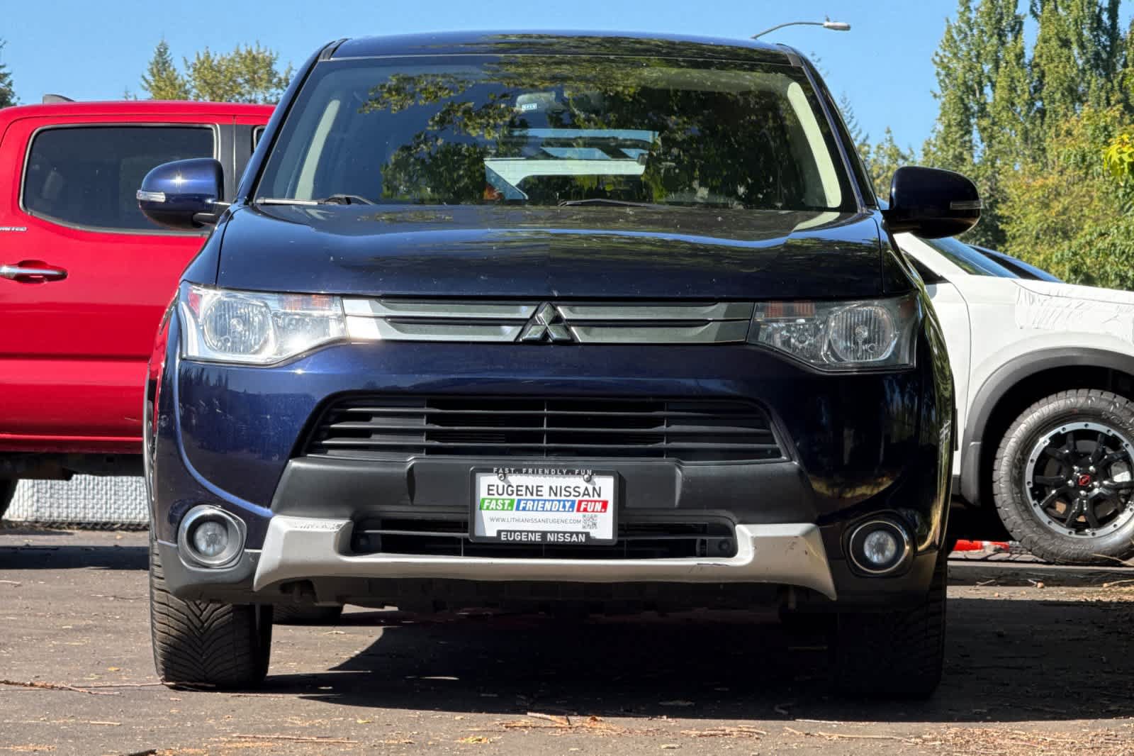 Used 2015 Mitsubishi Outlander SE AWD/4WD image 10