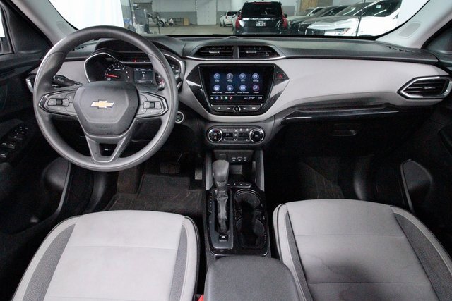 Used 2021 Chevrolet TrailBlazer LT w/ Convenience Package image 8