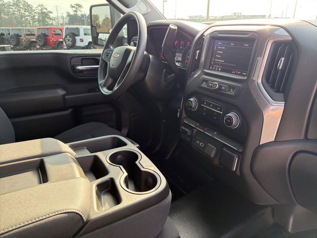 Used 2024 Chevrolet Silverado 2500 W/T w/ WT Convenience Package image 33