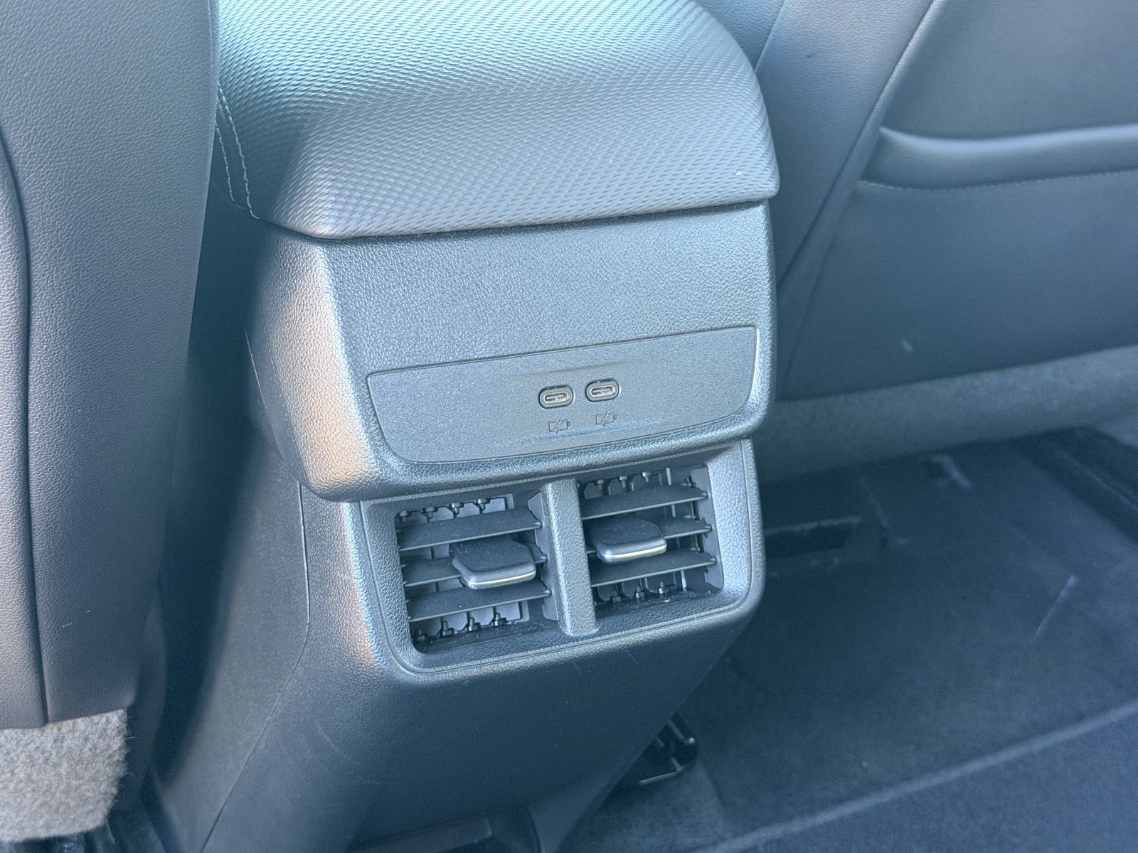 Used 2025 Chevrolet Equinox LT w/ Convenience Package II FWD image 37