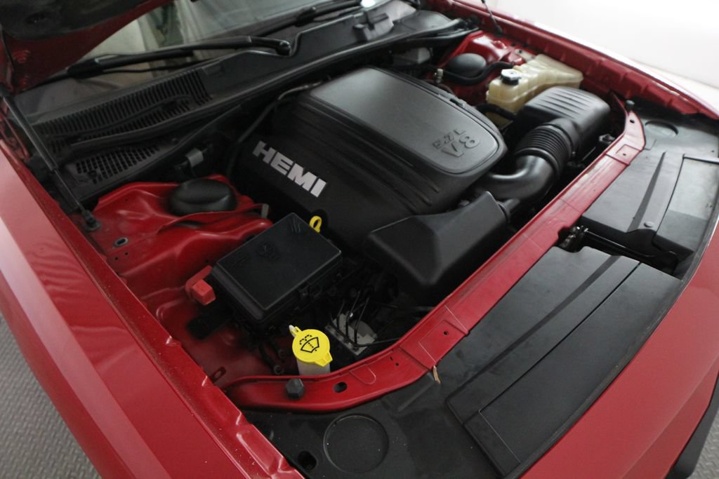 Used 2016 Dodge Challenger R/T w/ Driver Convenience Group RWD image 49