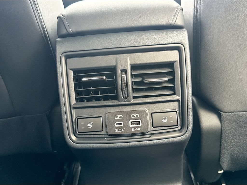 New 2026 Subaru Outback Limited AWD/4WD image 32
