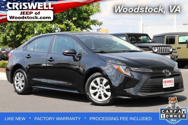 Used 2025 Toyota Corolla LE FWD image 1