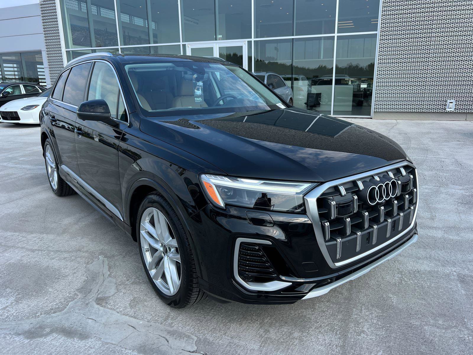 New 2025 Audi Q7 3.0T Premium Plus image 3
