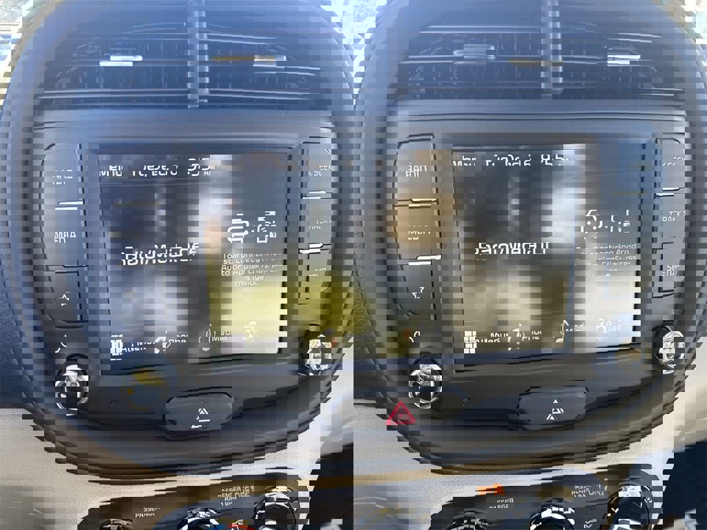 New 2025 Kia Soul LX image 12