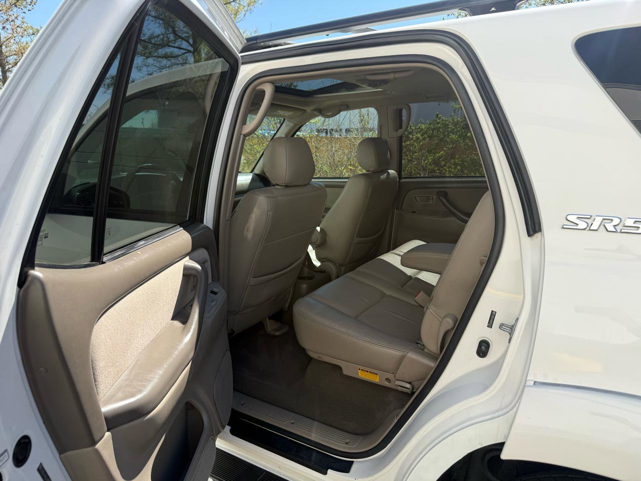 Used 2006 Toyota Sequoia SR5 image 16