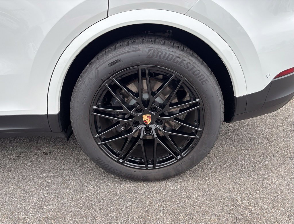 Certified 2026 Porsche Cayenne Coupe AWD/4WD image 39
