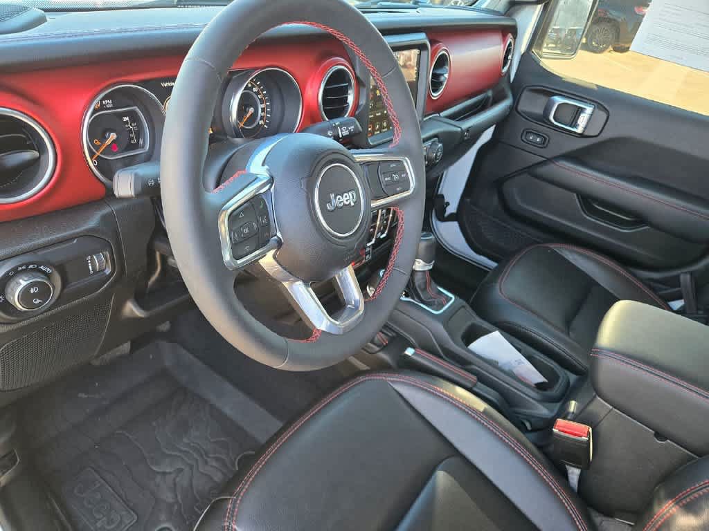 Certified 2023 Jeep Gladiator Rubicon w/ LED Lighting Group AWD/4WD image 10