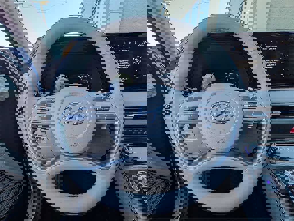 Used 2025 Hyundai Palisade Calligraphy image 22