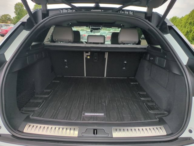New 2026 Land Rover Range Rover Velar Belgravia AWD/4WD image 16