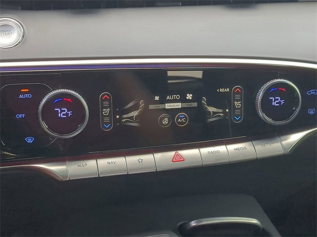 Used 2025 Genesis GV70 3.5T Sport w/ Sport Advanced Package image 25