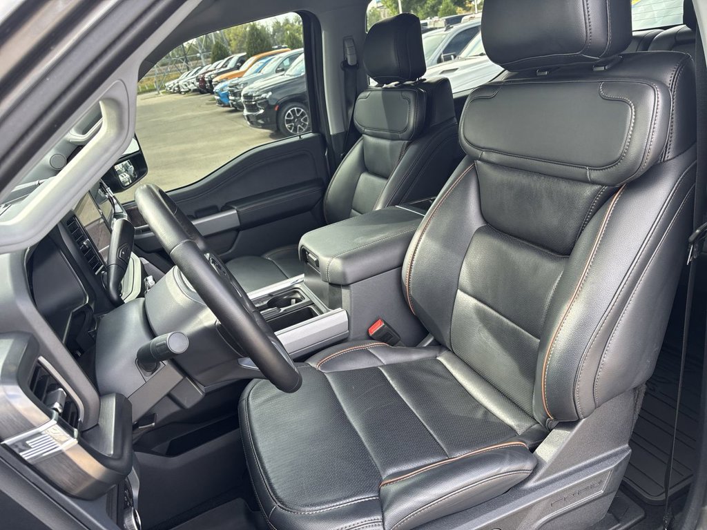 Used 2025 Ford F250 Lariat w/ Lariat Ultimate Package AWD/4WD image 23