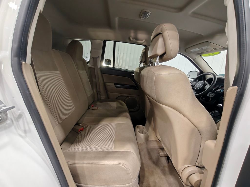 Used 2012 Jeep Compass Sport image 18