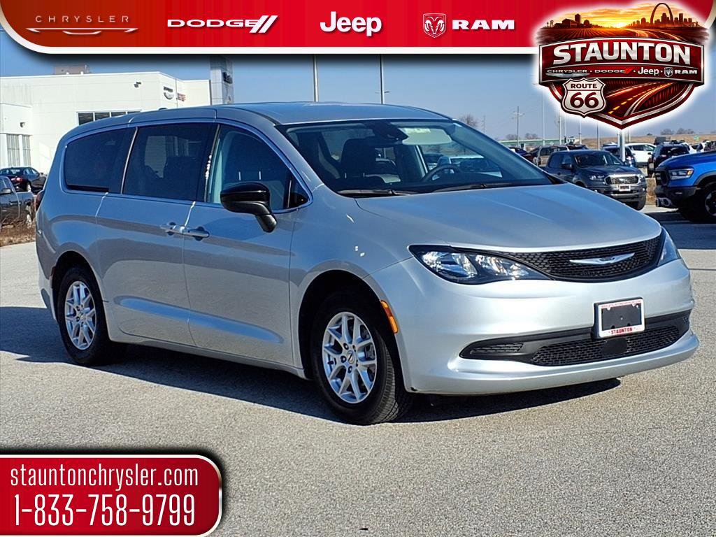 Used 2024 Chrysler Voyager LX FWD image 1