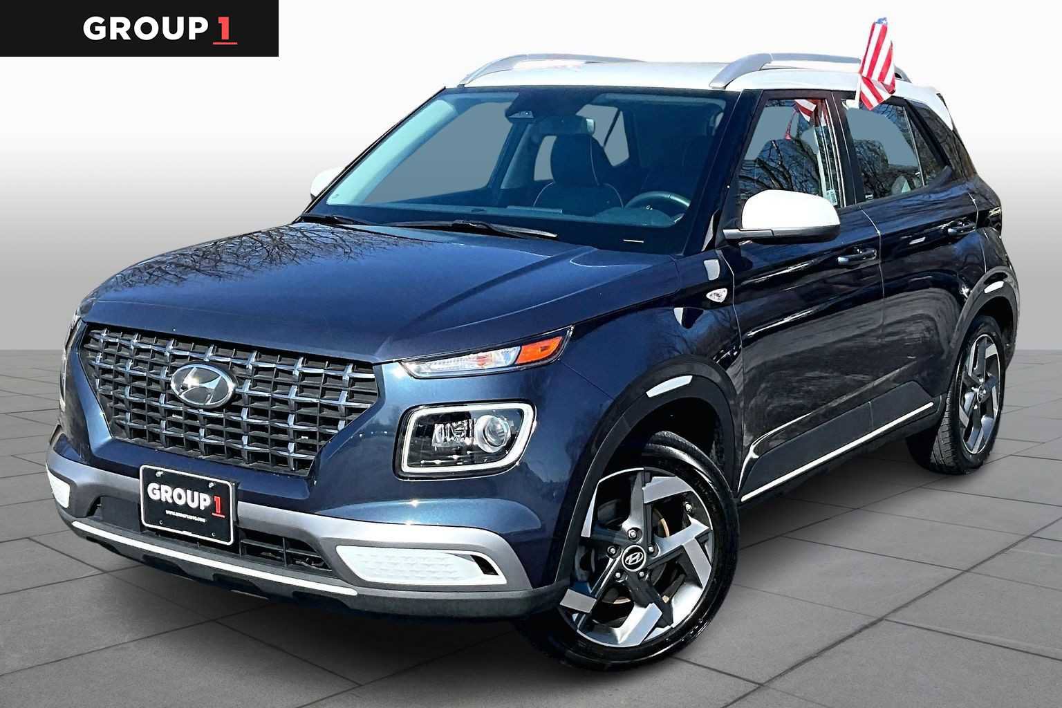 Used 2024 Hyundai Venue Limited FWD image 1