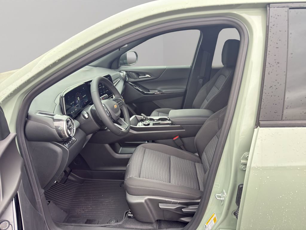 New 2026 Chevrolet Equinox LT image 11