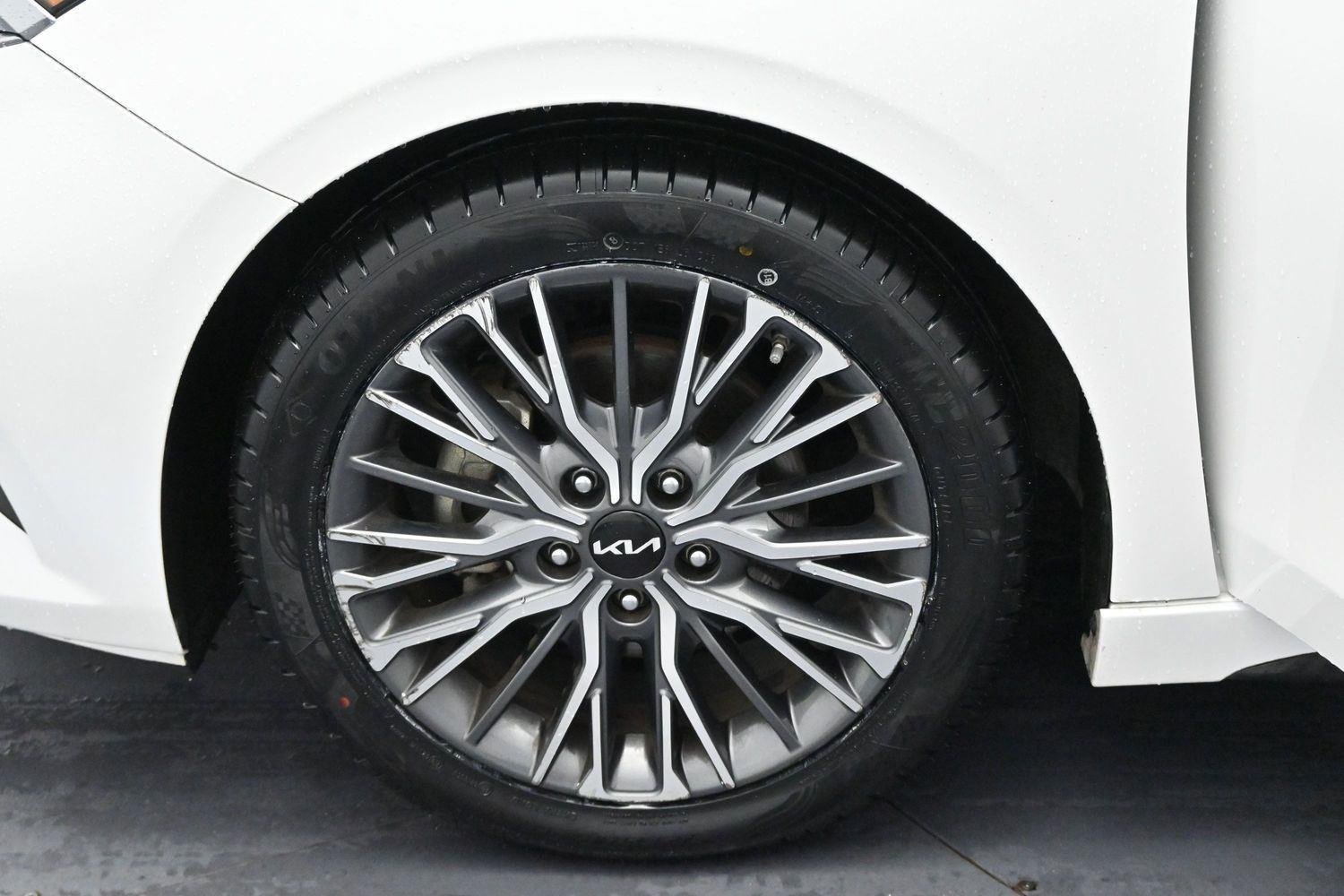 Used 2022 Kia Forte GT-Line w/ GT-Line Premium Package FWD image 35